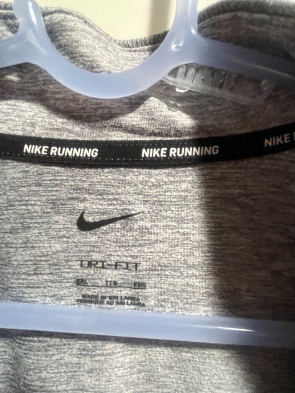 Nike Dri-Fit - Picture 3 of 3